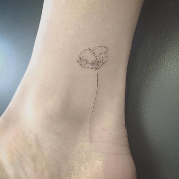 45 magnifiques petits tatouages de pieds et chevilles 45 magnifiques petits tatouages de pieds et chevilles 5 45-magnifiques-petits-tatouages-de-pieds-et-chevilles-5