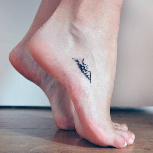 45 magnifiques petits tatouages de pieds et chevilles 45 magnifiques petits tatouages de pieds et chevilles 6 45-magnifiques-petits-tatouages-de-pieds-et-chevilles-6