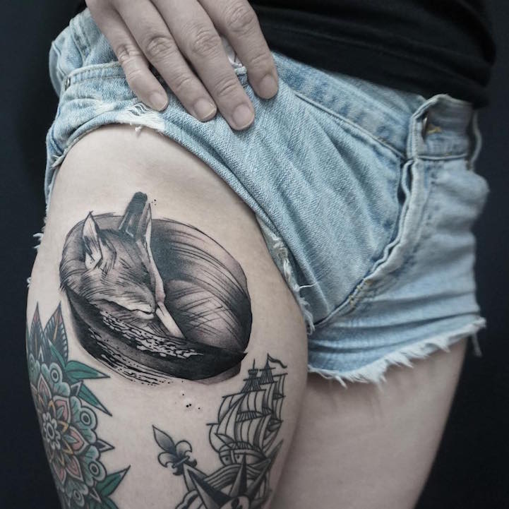 Les tatouages coups de pinceaux de Lee Stewart Les tatouages coups de pinceaux de Lee Stewart 7 Les-tatouages-coups-de-pinceaux-de-Lee-Stewart-7