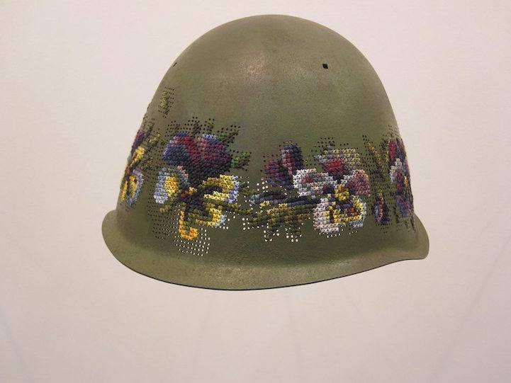 Les casques brodés de Severija Inčirauskaitė-Kriaunevičienė les casques brodes de Severija Incirauskaite Kriauneviciene 8 les-casques-brodes-de-Severija-Incirauskaite-Kriauneviciene-8