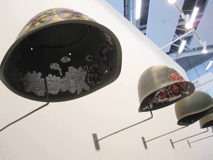 Les casques brodés de Severija Inčirauskaitė-Kriaunevičienė les casques brodes de Severija Incirauskaite Kriauneviciene 9 les-casques-brodes-de-Severija-Incirauskaite-Kriauneviciene-9