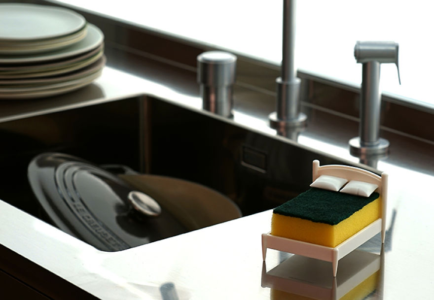 Clean Dreams - le lit porte-éponge Clean Dreams le lit porte eponge 5 Clean-Dreams-le-lit-porte-eponge-5