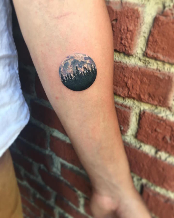 Les tatouages en vignettes circulaires de Eva Krdbk Les tatouages en vignettes circulaires de Eva Krdbk 4 Les-tatouages-en-vignettes-circulaires-de-Eva-Krdbk-4