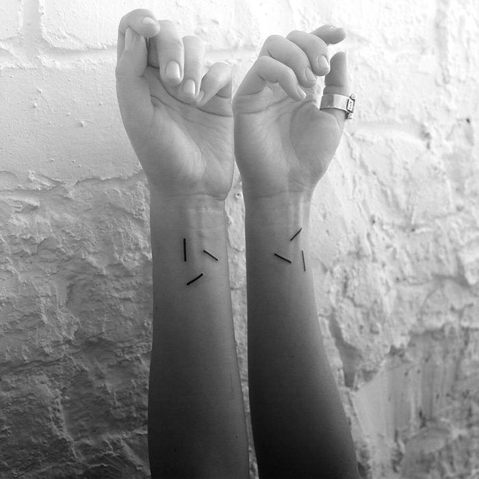 Les tatouages minimalistes de Stanislaw Wilczynski - digimatism Les tatouages minimalistes de Stanislaw Wilczynski digimatism 12 les-tatouages-minimalistes-de-stanislaw-wilczynski-digimatism-12