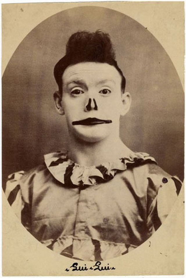 34 photos vintage de clowns horribles et terrifiants 34 photos vintage de clown horribles et terrifiants 17 34-photos-vintage-de-clown-horribles-et-terrifiants-17