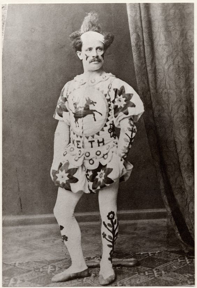 34 photos vintage de clowns horribles et terrifiants 34 photos vintage de clown horribles et terrifiants 30 34-photos-vintage-de-clowns-horribles-et-terrifiants-30