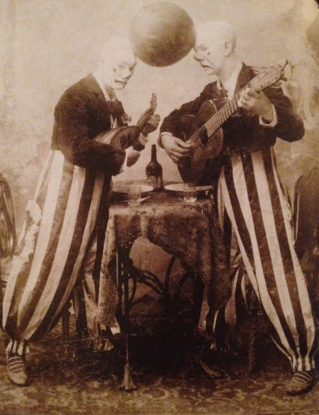 34 photos vintage de clowns horribles et terrifiants 34 photos vintage de clown horribles et terrifiants 33 34-photos-vintage-de-clowns-horribles-et-terrifiants-33