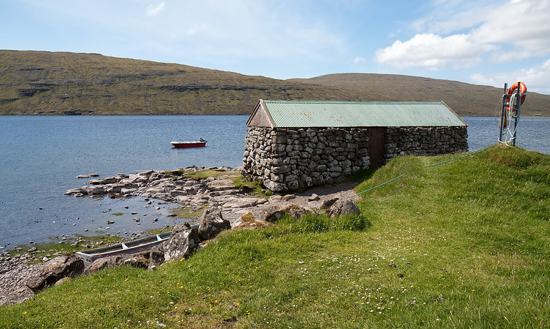 Une étonnante illusion d'optique naturelle avec ce lac qui semble être à plus de 100 mètres au dessus de l'océan une etonnante illusion d optique naturelle avec ce lac qui semble etre a plus de 100 metres au dessus de locean 11 une-etonnante-illusion-d-optique-naturelle-avec-ce-lac-qui-semble-etre-a-plus-de-100-metres-au-dessus-de-locean-11
