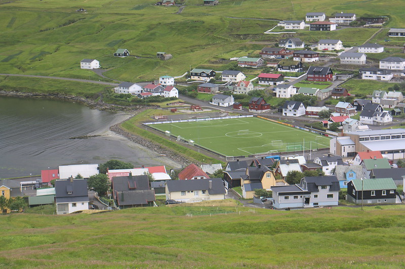 Une étonnante illusion d'optique naturelle avec ce lac qui semble être à plus de 100 mètres au dessus de l'océan une etonnante illusion d optique naturelle avec ce lac qui semble etre a plus de 100 metres au dessus de locean 7 une-etonnante-illusion-d-optique-naturelle-avec-ce-lac-qui-semble-etre-a-plus-de-100-metres-au-dessus-de-locean-7