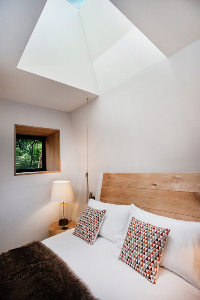 Une luxueuse cabane dans les arbres dans les bois de Dorset une luxueuse cabane dans les arbres dans les bois de Dorset 10 une-luxueuse-cabane-dans-les-arbres-dans-les-bois-de-dorset-10