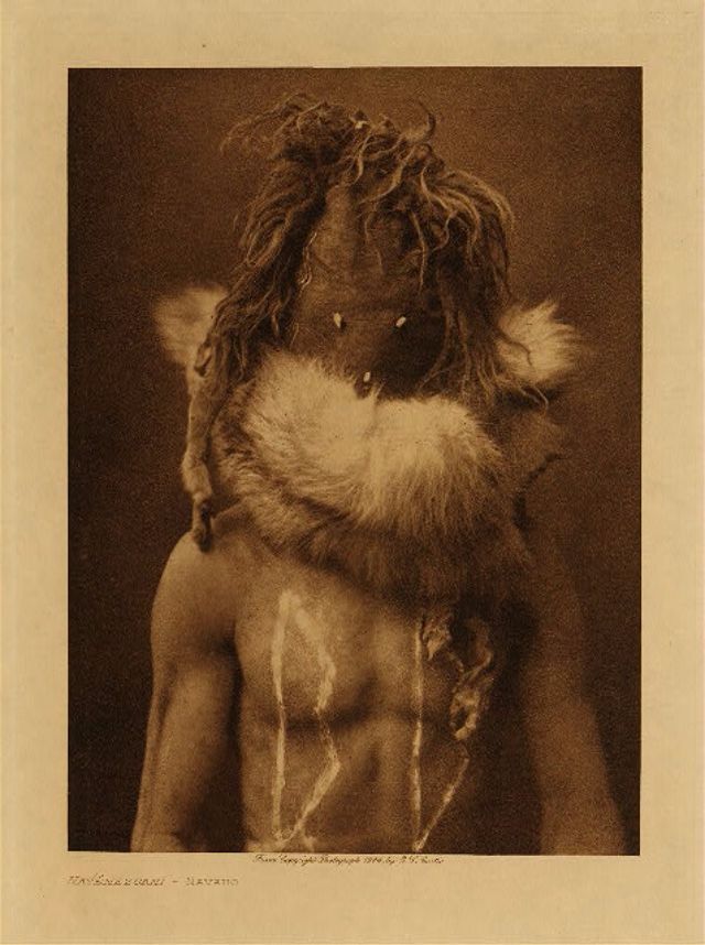 40 portraits d'amérindiens du début du 20ème siècle par Edward S. Curtis 40 portraits d amerindiens du debut du 20eme siecle par Edward S Curtis 22 40-portraits-d-amerindiens-du-debut-du-20eme-siecle-par-edward-s-curtis-22