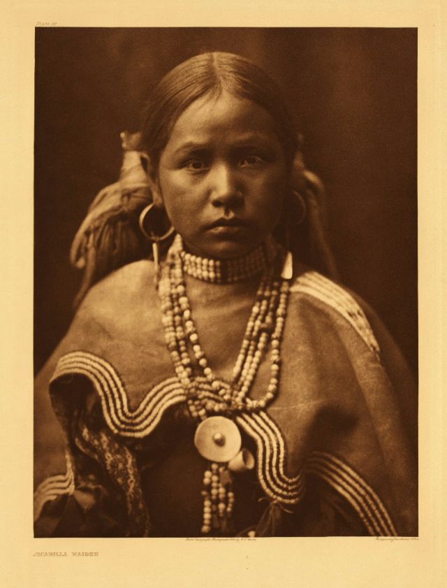 40 portraits d'amérindiens du début du 20ème siècle par Edward S. Curtis 40 portraits d amerindiens du debut du 20eme siecle par Edward S Curtis 5 40-portraits-d-amerindiens-du-debut-du-20eme-siecle-par-edward-s-curtis-5