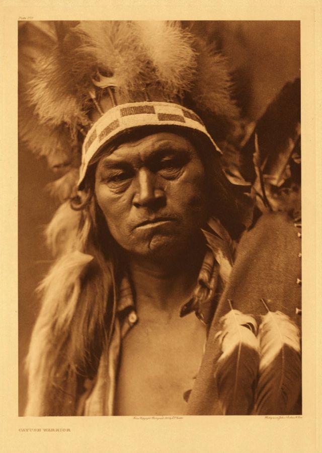 40 portraits d'amérindiens du début du 20ème siècle par Edward S. Curtis 40 portraits d amerindiens du debut du 20eme siecle par Edward S Curtis 6 40-portraits-d-amerindiens-du-debut-du-20eme-siecle-par-edward-s-curtis-6