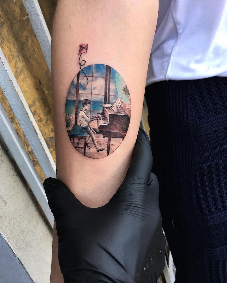 De nouveaux tatouages en vignettes circulaires de Eva Krdbk nouveaux tatouages en vignettes circulaires de Eva Krdbk 14 nouveaux-tatouages-en-vignettes-circulaires-de-eva-krdbk-14