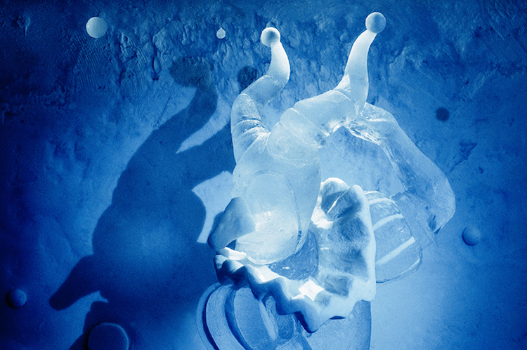 Le célèbre hôtel de glace suédois Icehotel est désormais ouvert 365 jours par an. Le celebre hotel de glace suedois Icehotel est desormais ouvert 365 jours par an 3 le-celebre-hotel-de-glace-suedois-icehotel-est-desormais-ouvert-365-jours-par-an-3