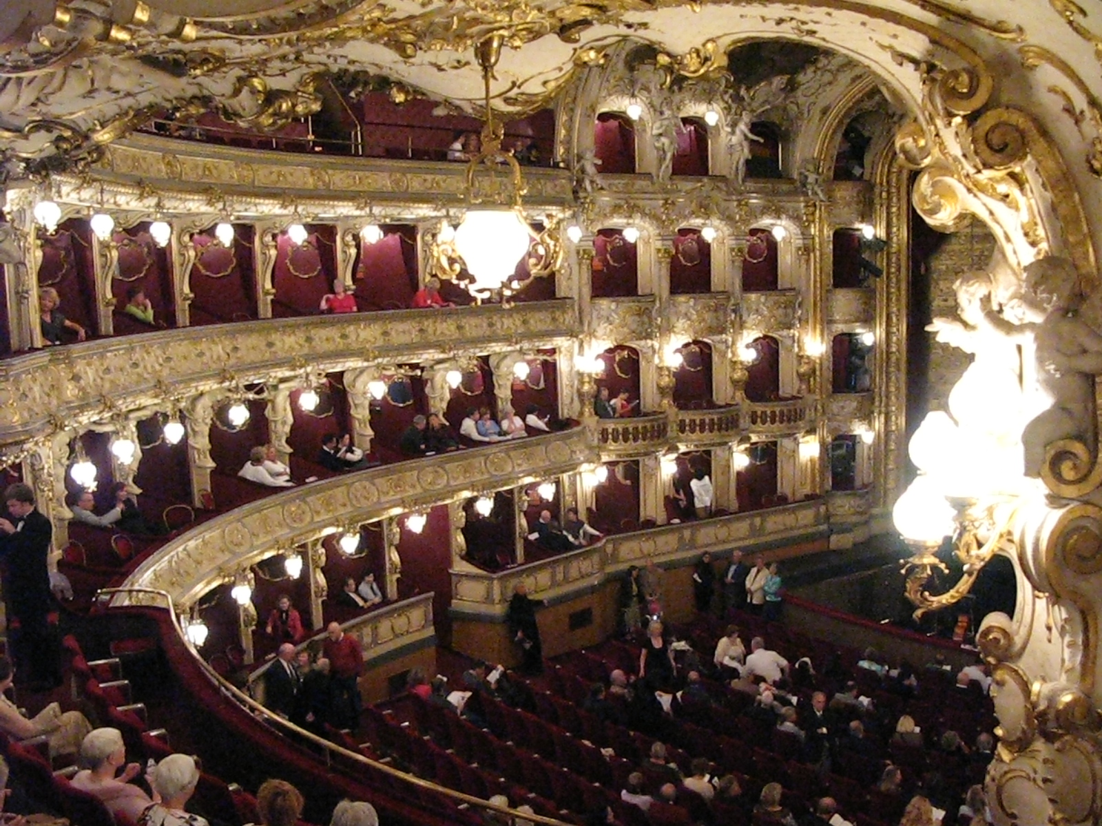 12 des plus beaux opéras du monde 12 des plus beaux operas du monde 8 prague 1 12-des-plus-beaux-operas-du-monde-8-prague-1