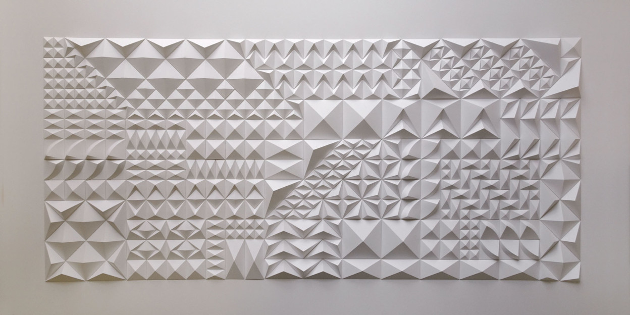 Les sculptures géométriques de papier de Matt Shlian De nouvelles sculptures geometriques de papier par Matthew Shlian 5 De-nouvelles-sculptures-geometriques-de-papier-par-Matthew-Shlian-5
