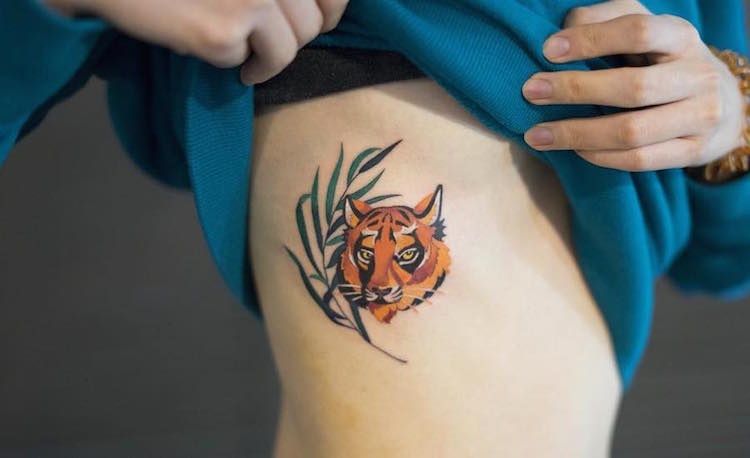 Les délicats tatouages floraux colorés de Zihee Les delicats tatouages floraux colores de Zihee 12 Les delicats tatouages floraux colores de Zihee 12