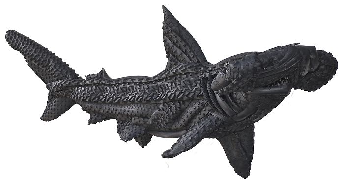 Les incroyables sculptures de pneus de Blake McFarland Les incroyables sculptures de pneus de Blake McFarland 6 Les incroyables sculptures de pneus de Blake McFarland 6