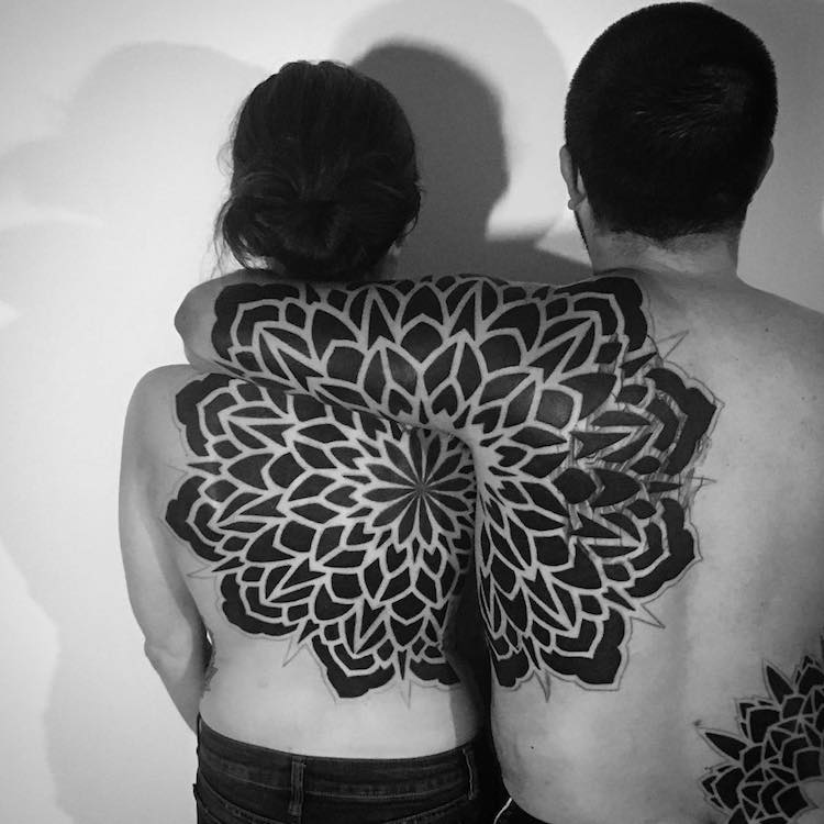 Les tatouages de mandalas de Corey Divine Les tatouages de mandalas de Corey Divine 16 Les tatouages de mandalas de Corey Divine 16