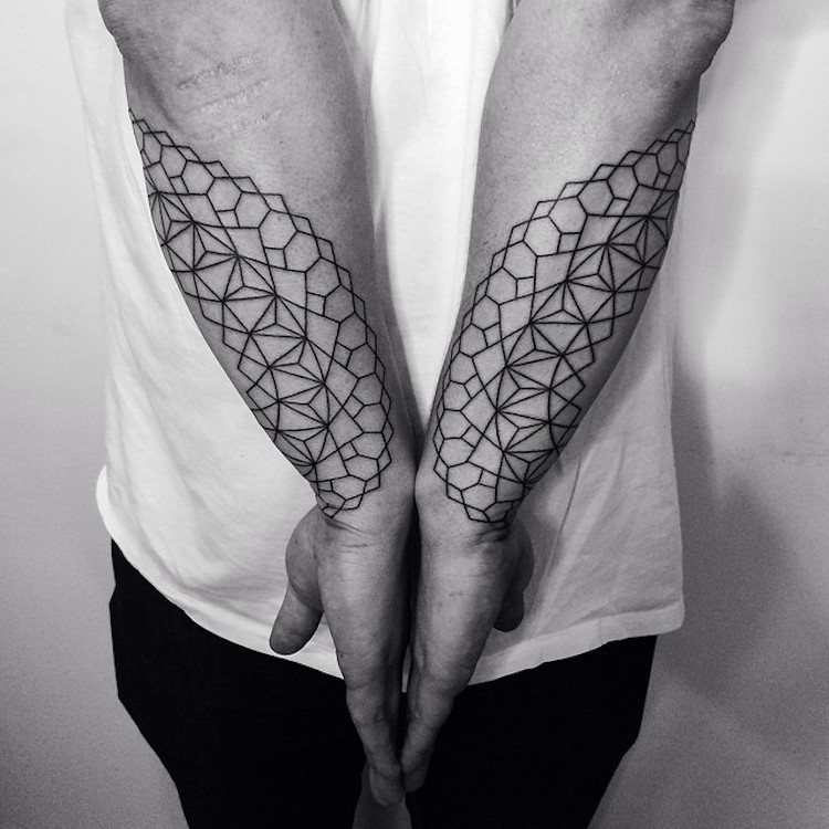 Les tatouages de mandalas de Corey Divine Les tatouages de mandalas de Corey Divine 4 Les tatouages de mandalas de Corey Divine 4