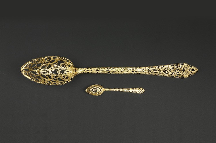 Les dentelles de couverts et de vaisselles de Wiebke Meurer les dentelles de couverts et de vaisselles de Wiebke Meurer 7 les dentelles de couverts et de vaisselles de Wiebke Meurer 7