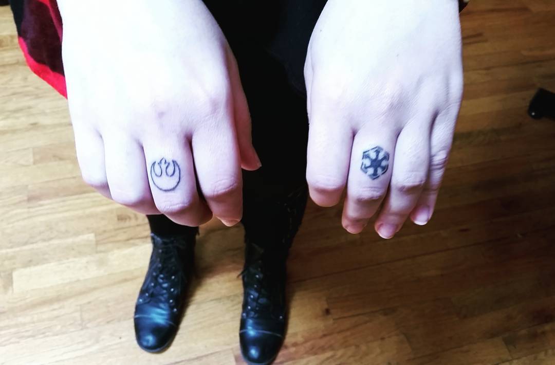 19 petits tatouages Star Wars discrets 19 petits tatouages star wars discrets 17 logo alliance rebelle premier ordre 19 petits tatouages star wars discrets 17 logo alliance rebelle premier ordre