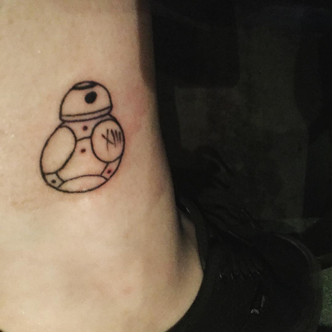 19 petits tatouages Star Wars discrets 19 petits tatouages star wars discrets 7 bb8 19 petits tatouages star wars discrets 7 bb8