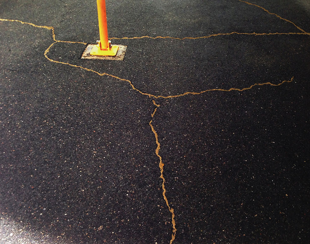 Kintsugi - Rachel Sussman répare les routes avec de l'or Kintsugi Rachel Sussman repare les routes avec de l or 3 Kintsugi - Rachel Sussman répare les routes avec de l'or 3