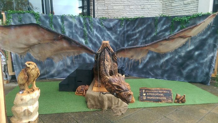 Les somptueuses sculptures à la tronçonneuse de Simon O'Rourke Les somptueuses sculptures a la tronconneuse de Simon O Rourke 8 Les somptueuses sculptures à la tronçonneuse de Simon O'Rourke 8