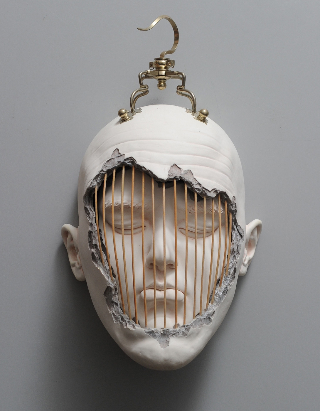 Les sculptures de visages de porcelaine tordus de Johnson Tsang Lucid Dream II de nouveaux visages tordus en porcelaine par Johnson Tsang 9 Lucid-Dream-II-de-nouveaux-visages-tordus-en-porcelaine-par-Johnson-Tsang-9