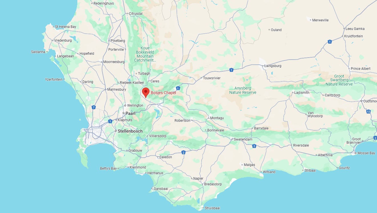 The Bosjes Chapel: une chapelle moderne au toit virevoltant Bosjes Chapel une magnifique chapelle moderne au toit virevoltant ondule style cape dutch maps Bosjes-Chapel-une-magnifique-chapelle-moderne-au-toit-virevoltant-ondule-style-cape-dutch-maps