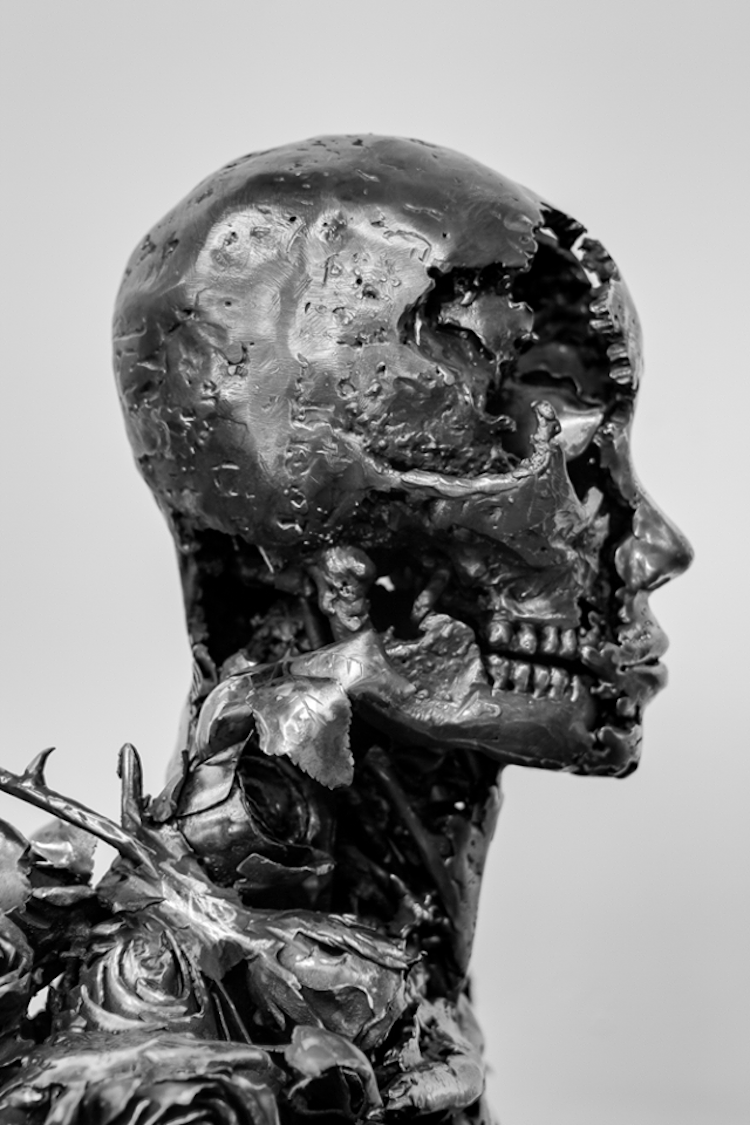 Les sculptures qui explorent la mortalité de Regardt van der Meulen Les sculptures qui explorent l mortalite de Regardt van der Meulen 10 Les-sculptures-qui-explorent-l-mortalite-de-Regardt-van-der-Meulen-10 Ephemeral