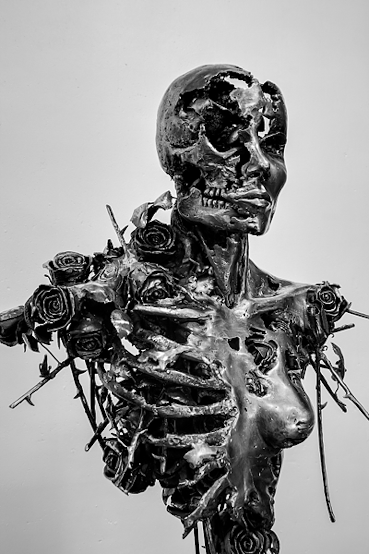 Les sculptures qui explorent la mortalité de Regardt van der Meulen Les sculptures qui explorent l mortalite de Regardt van der Meulen 9 Les-sculptures-qui-explorent-l-mortalite-de-Regardt-van-der-Meulen-9 Ephemeral