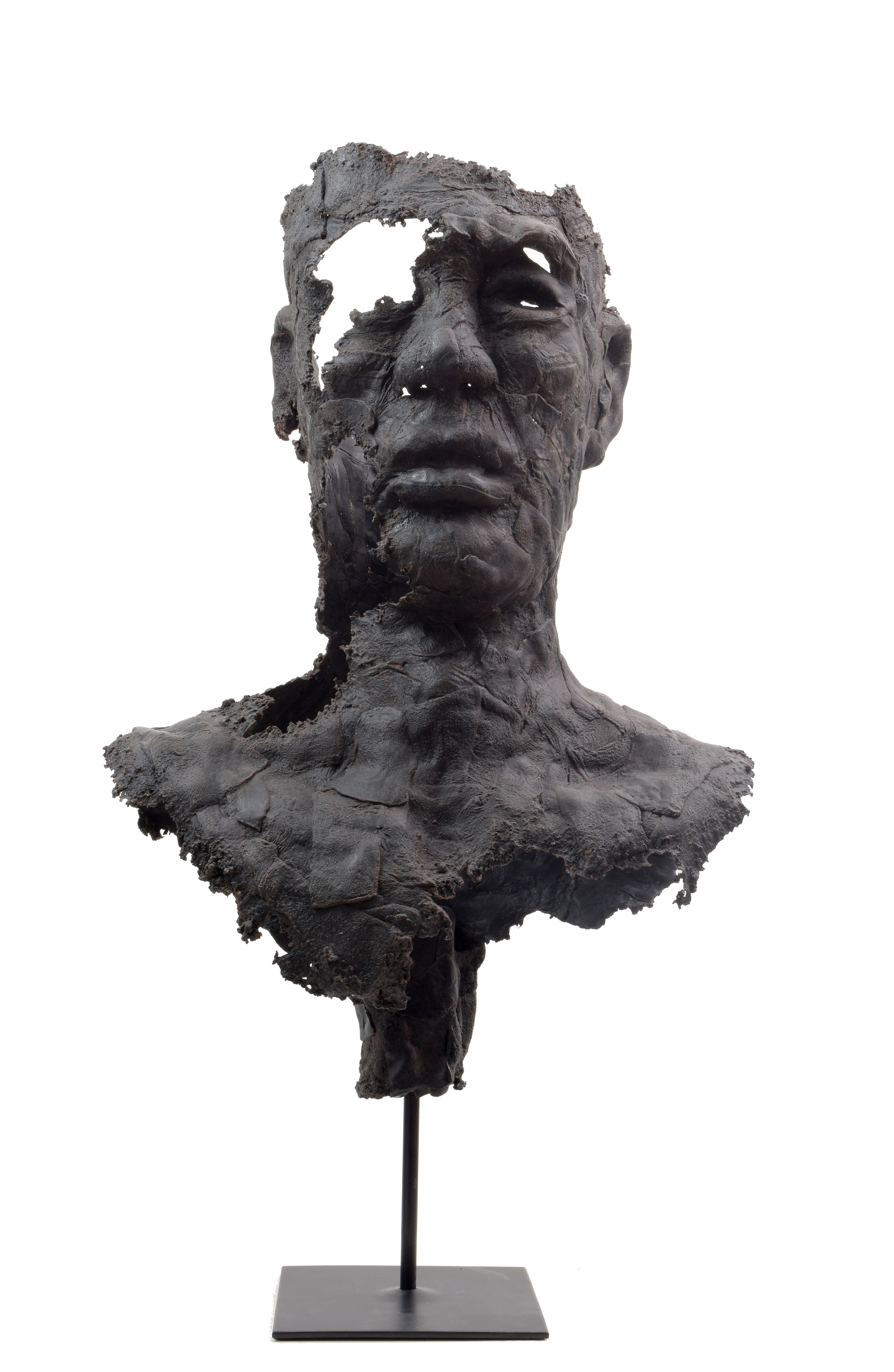 Les gueules cassées: des sculptures en recyclage de vinyle par Franck Tilmant FT Les gueules cassées: des sculptures en recyclage de vinyle par Franck Tilmant 4