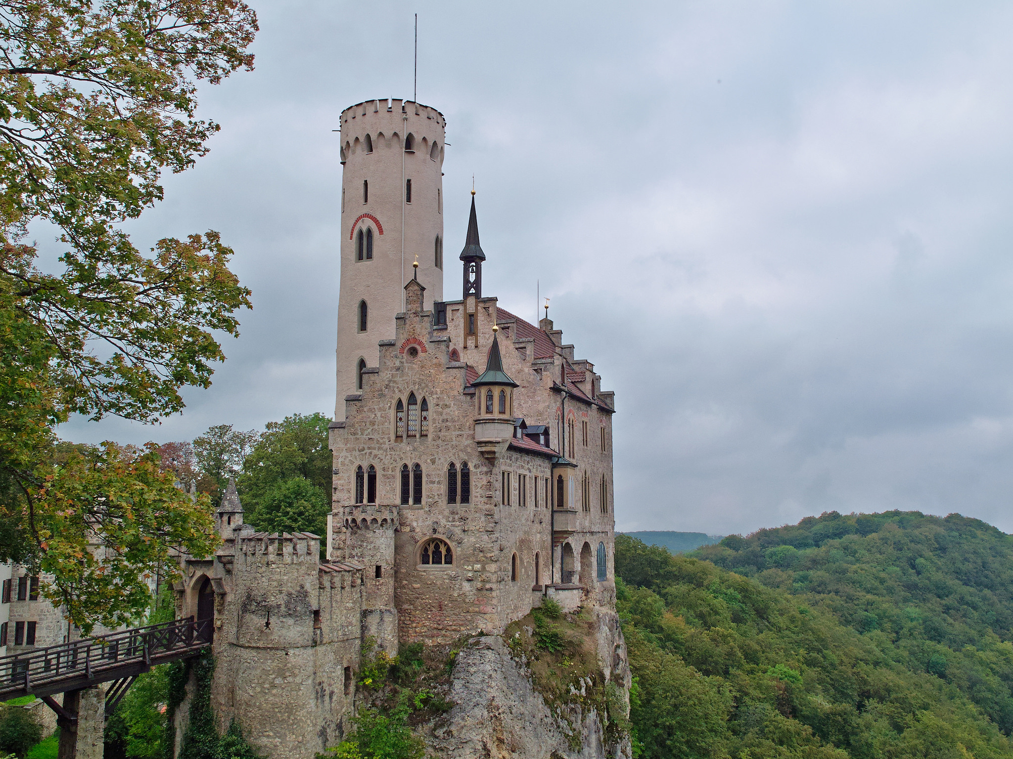 Le château de Lichtenstein, un château de conte de fées pour de vrai Le chateau de Lichtenstein un chateau de conte de fees pour de vrai 3 Le-chateau-de-Lichtenstein-un-chateau-de-conte-de-fees-pour-de-vrai-3