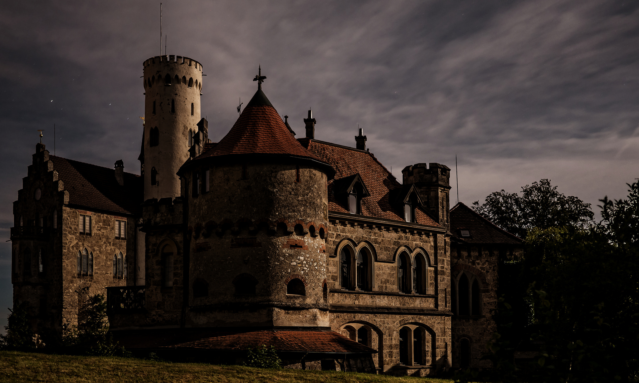 Le château de Lichtenstein, un château de conte de fées pour de vrai Le chateau de Lichtenstein un chateau de conte de fees pour de vrai 4 Le-chateau-de-Lichtenstein-un-chateau-de-conte-de-fees-pour-de-vrai-4