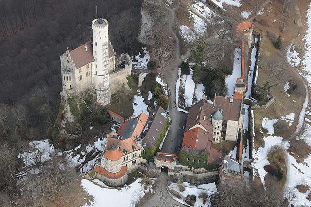 Le château de Lichtenstein, un château de conte de fées pour de vrai Le chateau de Lichtenstein un chateau de conte de fees pour de vrai 7 Le-chateau-de-Lichtenstein-un-chateau-de-conte-de-fees-pour-de-vrai-7