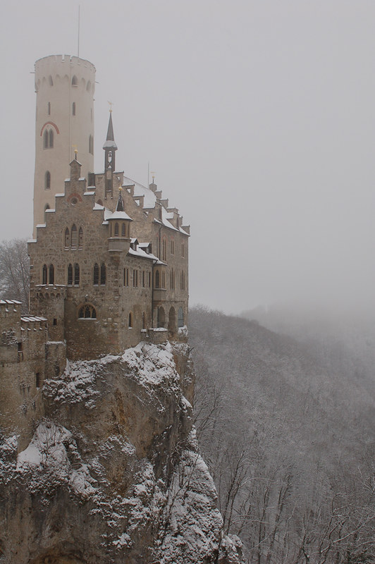 Le château de Lichtenstein, un château de conte de fées pour de vrai Le chateau de Lichtenstein un chateau de conte de fees pour de vrai 8 Le-chateau-de-Lichtenstein-un-chateau-de-conte-de-fees-pour-de-vrai-8