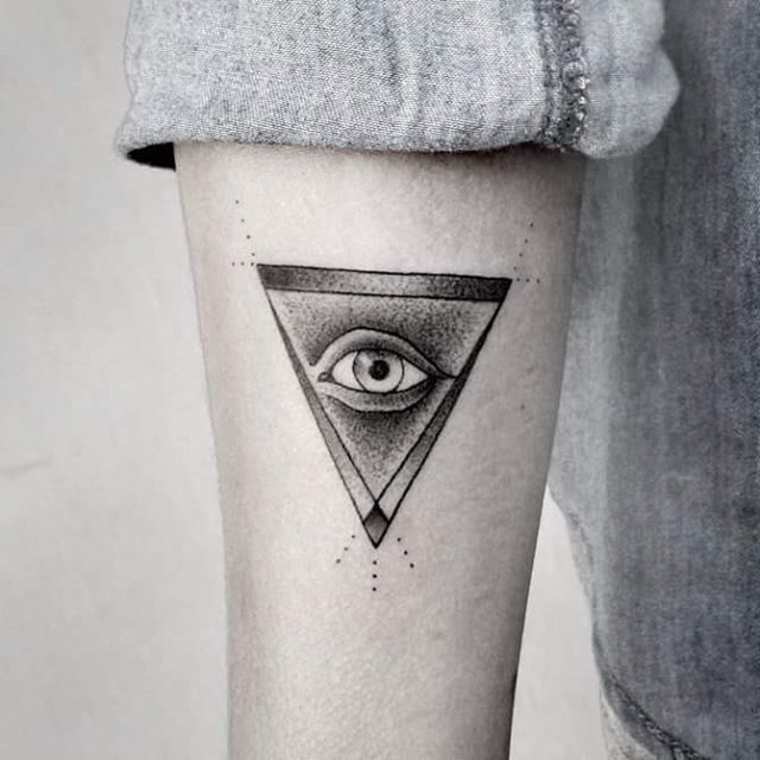 Les tatouages nature en pointillisme de Luciano Del Fabro Les tatouages nature en pointillisme de Luciano Del Fabro 16 Les tatouages nature en pointillisme de Luciano Del Fabro 16