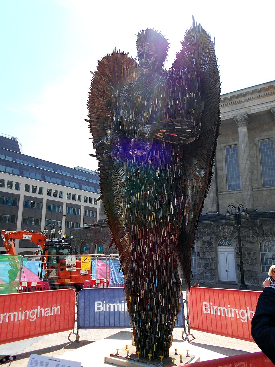knife angel birmingham 2019 The Knife Angel exposé à Birmingham en 2019