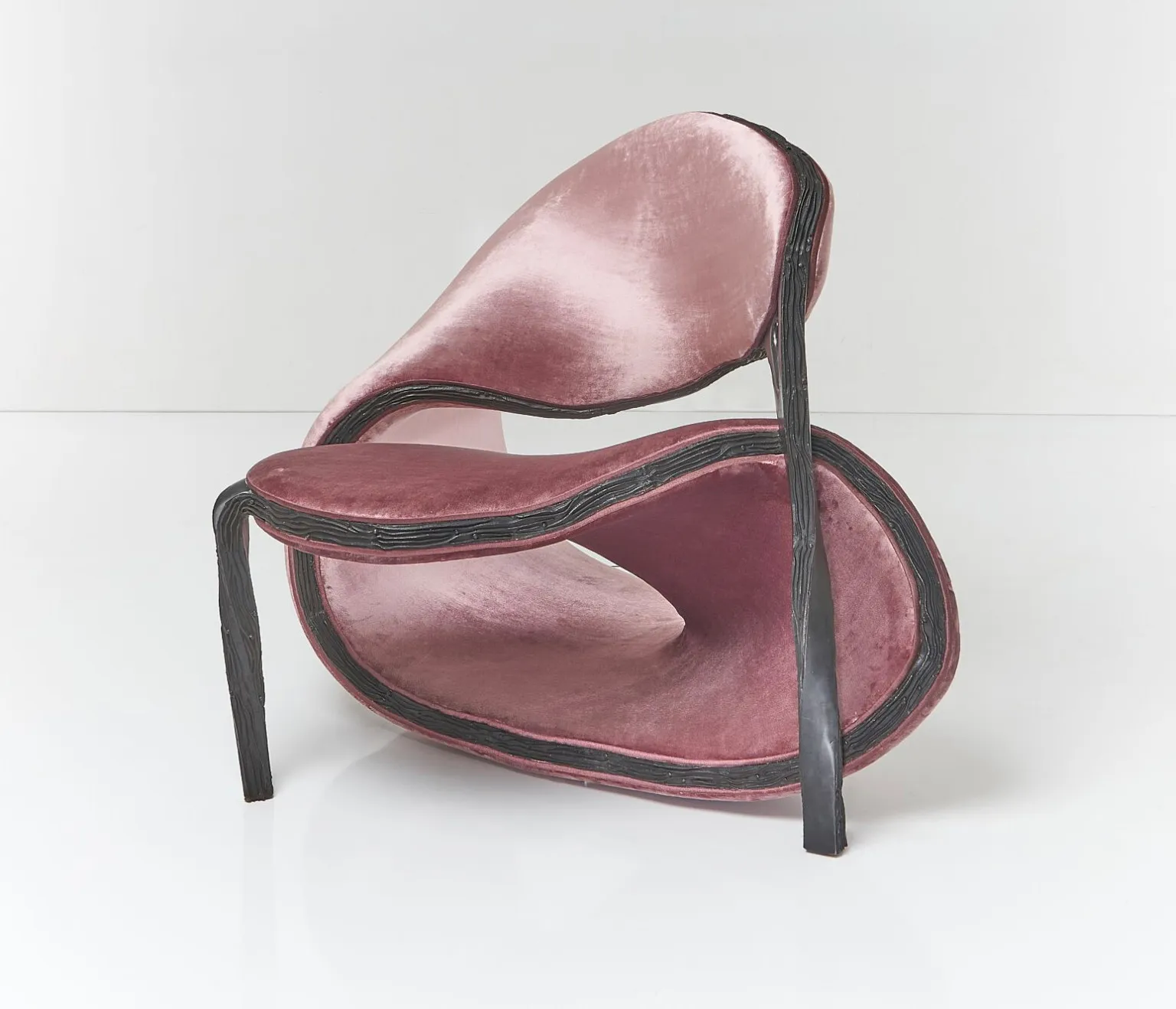Les chaises déformées de Sebastian Brajkovic De nouveaux fauteuils deformes par Sebastian Brajkovic 4 De-nouveaux-fauteuils-deformes-par-Sebastian-Brajkovic-4