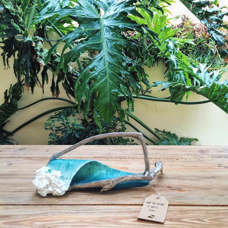 Les magnifiques sculptures de vagues sur bois flotté de Johny Surf Art Les magnifiques sculptures de vagues sur bois flotte de Johny Surf Art 8 Les magnifiques sculptures de vagues sur bois flotté de Johny Surf Art 8