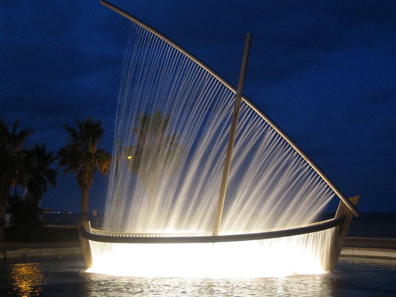 10 des plus belles fontaines du monde 10 des plus belles fontaines du monde 1 barque fontaire valence 1 10-des-plus-belles-fontaines-du-monde-1-barque-fontaire-valence-1