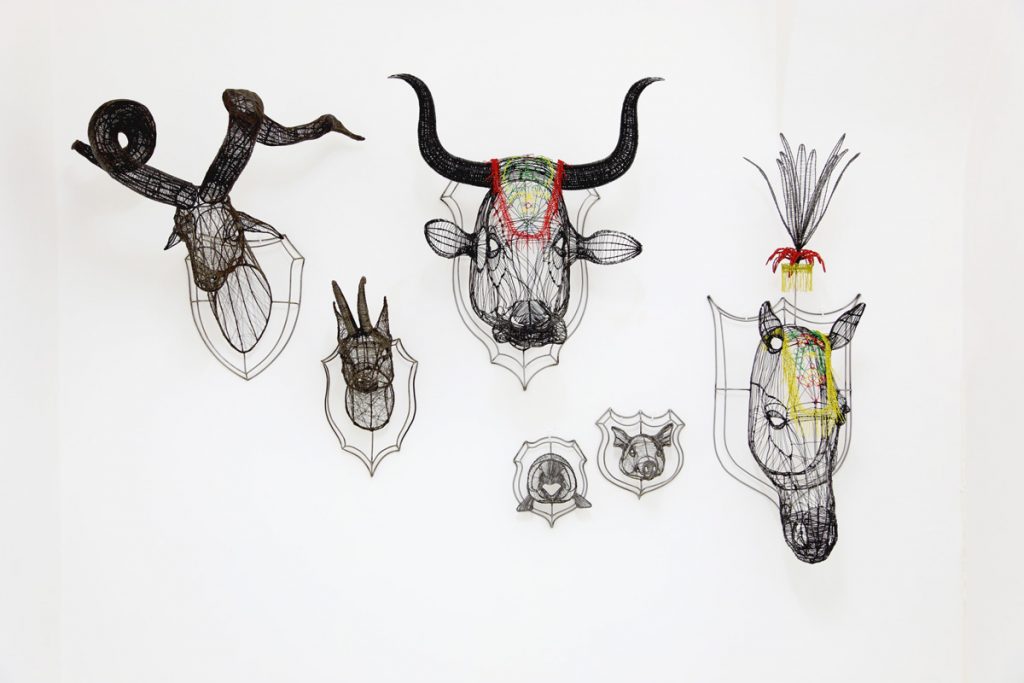 Les personnages de fil de fer de Roberto Fanari Les personnages de fil de fer de Roberto Fanari 8 Les personnages de fil de fer de Roberto Fanari 8