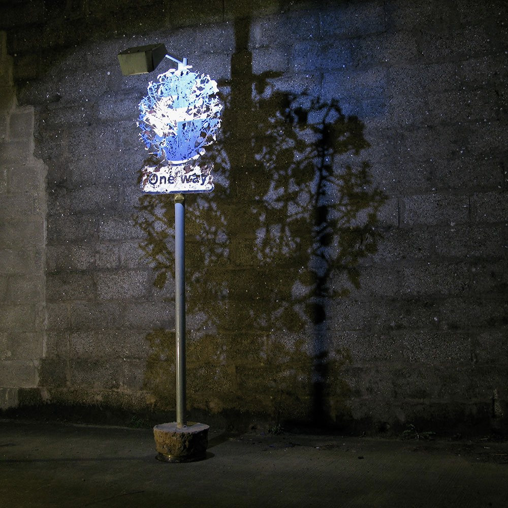 Des panneaux et des véhicules découpés en forme de forêts par Dan Rawlings des panneaux et des vehicules decoupes en forme de forets par Dan Rawlings 7 Des panneaux et des véhicules découpés en forme de forêts par Dan Rawlings 7