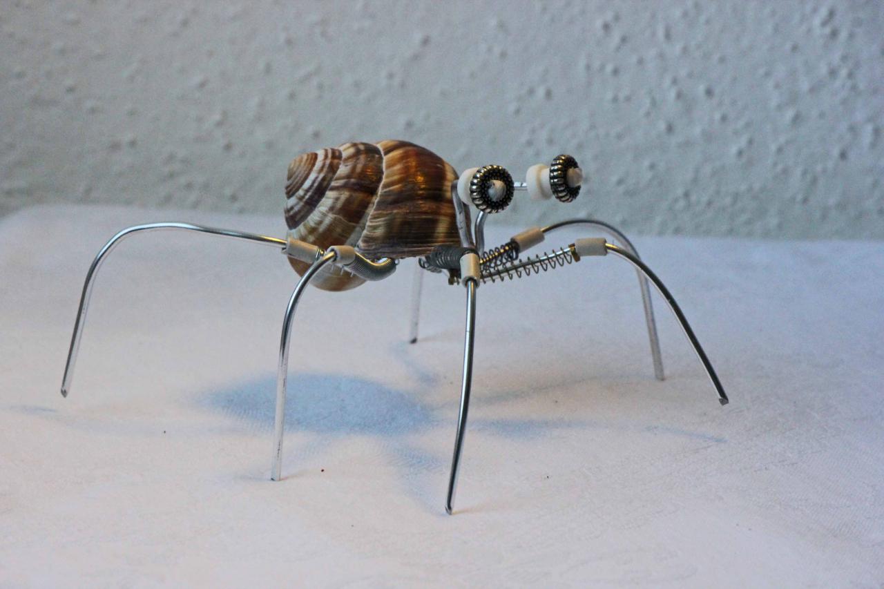 Les sculptures et robots en recyclage de ferrailles de Adrien Vinet Les sculptures et robots en recyclage de ferrailles de Adrien Vinet 4 Les sculptures et robots en recyclage de ferrailles de Adrien Vinet 4