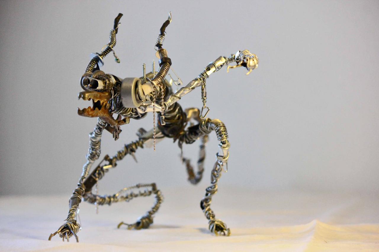 Les sculptures et robots en recyclage de ferrailles de Adrien Vinet Les sculptures et robots en recyclage de ferrailles de Adrien Vinet 6 Les sculptures et robots en recyclage de ferrailles de Adrien Vinet 6