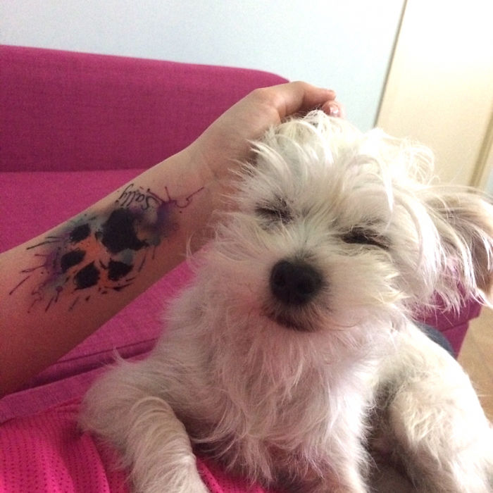 Des tatouages d'empreintes de pattes de chiens des tatouages d empreintes de pattes de chiens 20 Des tatouages d'empreintes de pattes de chiens 20