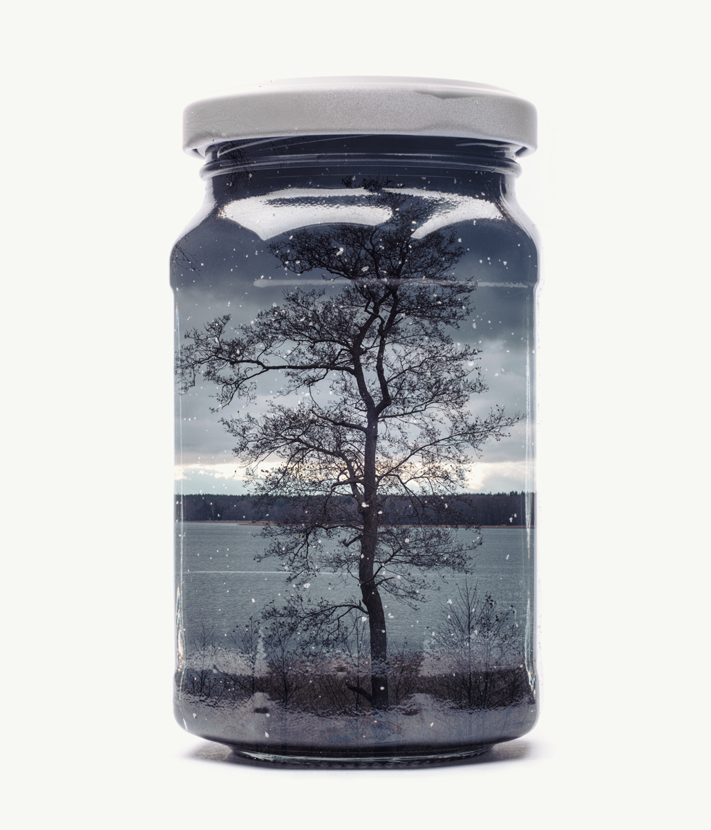 Des paysages en double exposition dans des bocaux par Christoffer Relander des paysages en double exposition dans des bocaux par Christoffer Relander 4 des-paysages-en-double-exposition-dans-des-bocaux-par-Christoffer-Relander-3